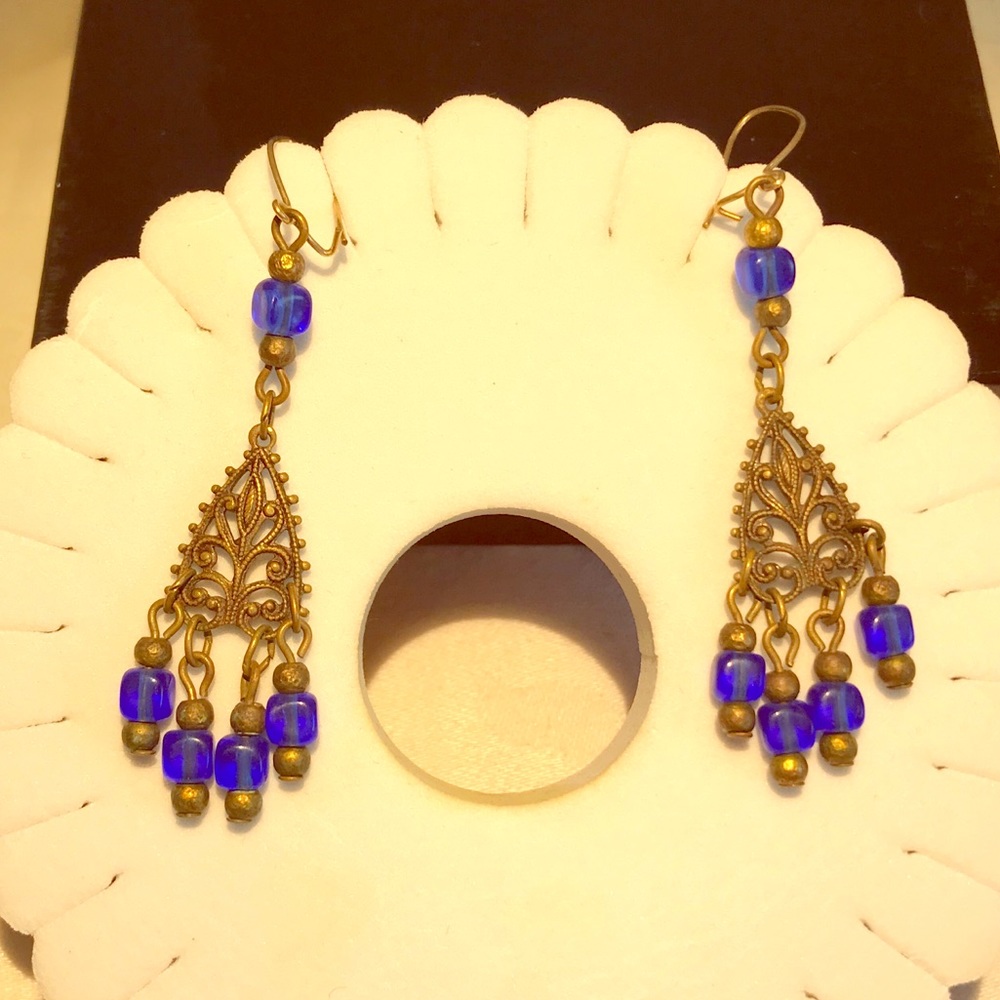 Vintage blue dangle earrings